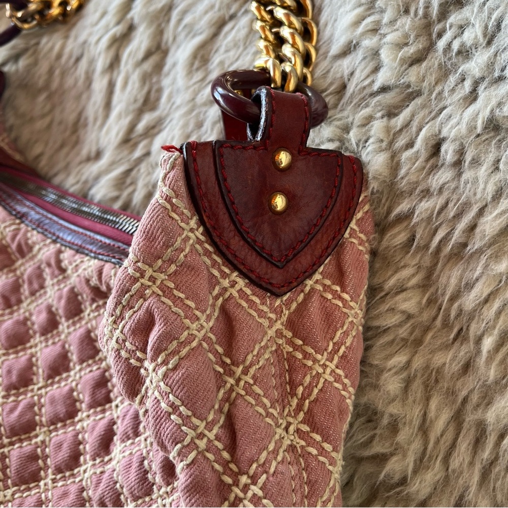 MARC JACOBS Banana Pink Denim Quilted Gold Chain Hobo Bag - Picture 12 of 15